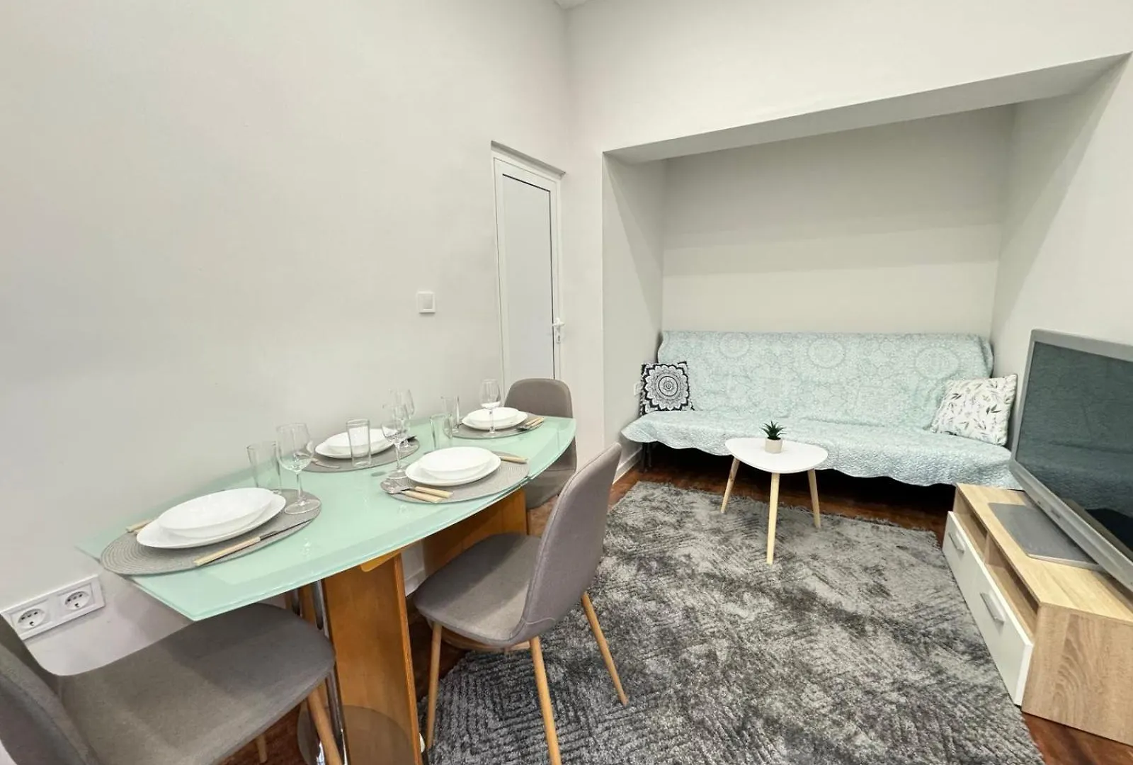 Apartment Compass- Super Center Burgas City